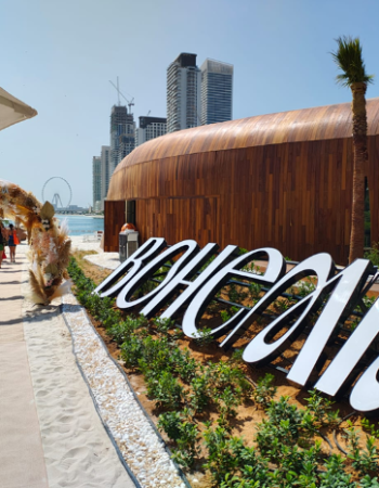 Beach club & Restaurant